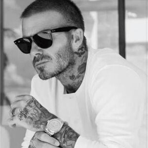 Ray-Ban RB2140 Black POLARIZED ORIGINAL Wayfarer Sunglasses. 50/22